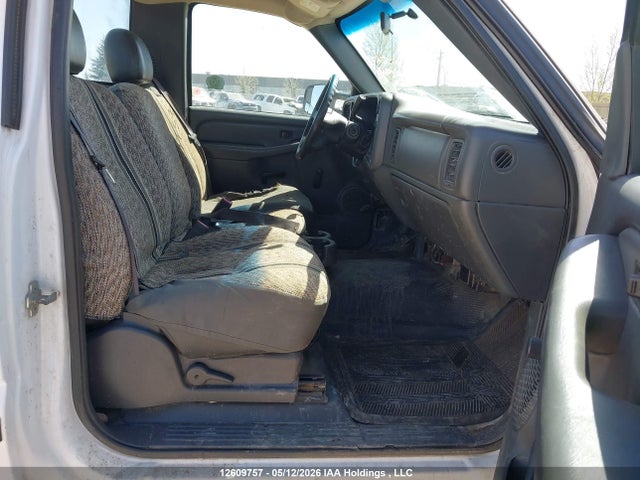 2006 Gmc Sierra C2500 Heavy Duty მანქანა იყიდება აუქციონზე, vin: 1GTHC24U76E155689, აუქციონის ნომერი: 12609757