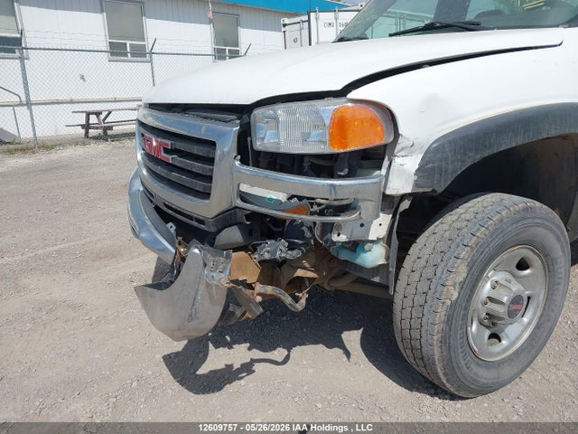 2006 Gmc Sierra C2500 Heavy Duty მანქანა იყიდება აუქციონზე, vin: 1GTHC24U76E155689, აუქციონის ნომერი: 12609757