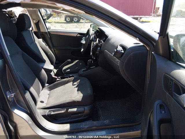 3VW267AJ0GM383109 Volkswagen Jetta 1.4 Tsi Trendline/1.4 Tsi Trendline+
