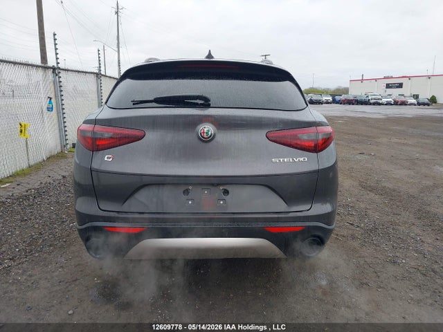 12609778 :رقم المزاد ، ZASFAKNN4J7C01486 vin ، 2018 Alfa Romeo Stelvio Ti Sport مزاد بيع