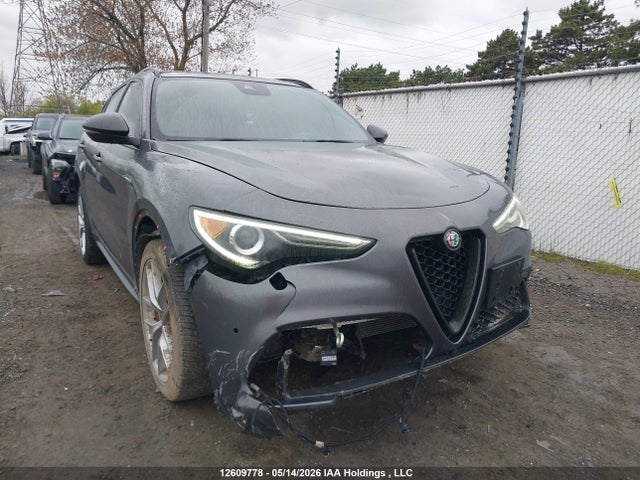 12609778 :رقم المزاد ، ZASFAKNN4J7C01486 vin ، 2018 Alfa Romeo Stelvio Ti Sport مزاد بيع