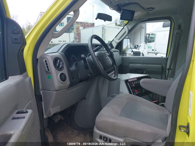 Продажа на аукционе авто 2017 Ford Econoline E350 Super Duty Ctway Van, vin: 1FDWE3FS9HDC19738, номер лота: 12609779