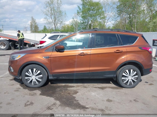 1FMCU0G98HUA96594 Ford ESCAPE SE