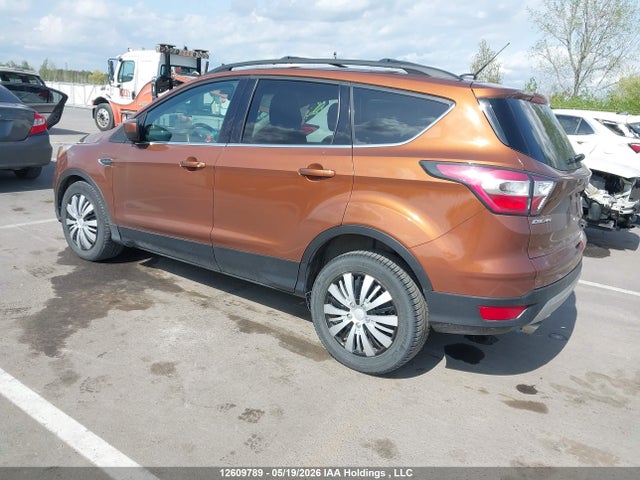 1FMCU0G98HUA96594 Ford ESCAPE SE