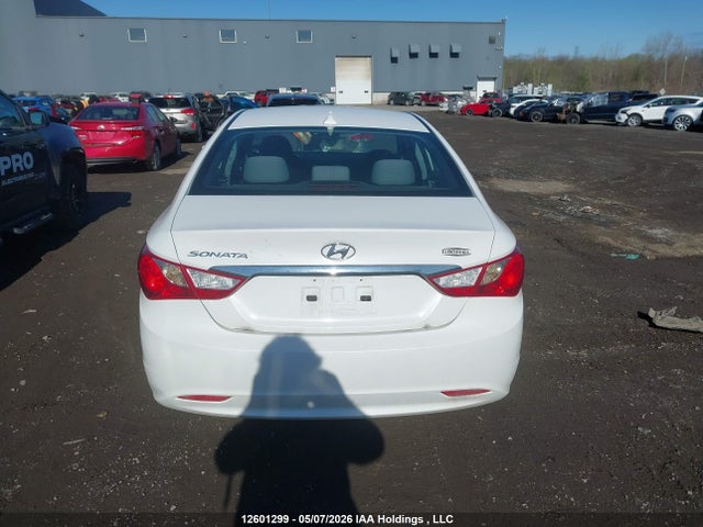 2011 Hyundai Sonata Gls მანქანა იყიდება აუქციონზე, vin: 5NPEB4AC8BH176333, აუქციონის ნომერი: 12601299