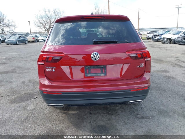 3VV0B7AX6JM021577 Volkswagen Tiguan Trendline