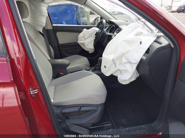 3VV0B7AX6JM021577 Volkswagen Tiguan Trendline