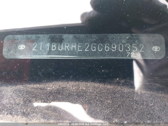 2016 Toyota Corolla Le მანქანა იყიდება აუქციონზე, vin: 2T1BURHE2GC690352, აუქციონის ნომერი: 12603310