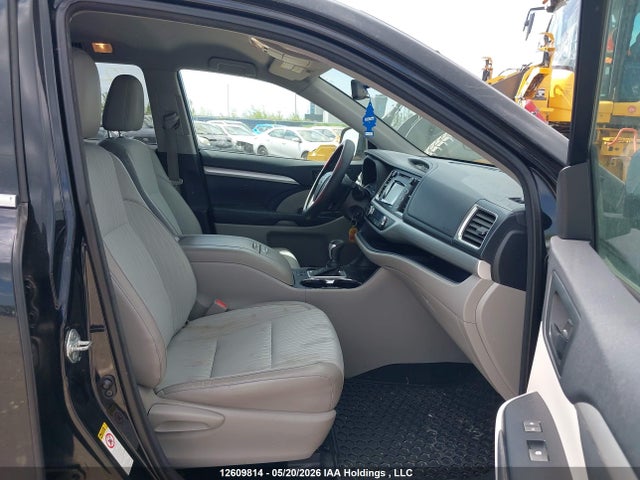 12609814 :رقم المزاد ، 5TDZKRFH8ES026367 vin ، 2014 Toyota Highlander Le/le Plus مزاد بيع
