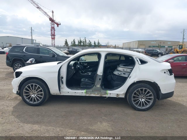 WDC0J4KBXJF477336 Mercedes-Benz Glc 300 Coupe 4matic