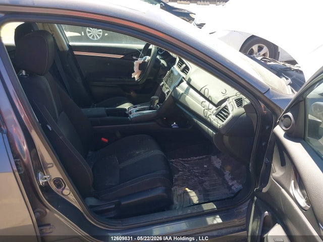 Продажа на аукционе авто 2018 Honda Civic Lx, vin: 2HGFC2F56JH018193, номер лота: 12609831