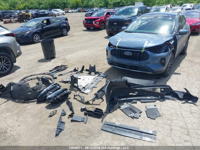 12609871 :رقم المزاد ، 2HKRS4H57RH113680 vin ، 2024 Honda Cr-v مزاد بيع