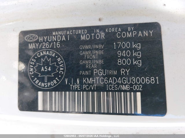 KMHTC6AD4GU300681 Hyundai Veloster Se