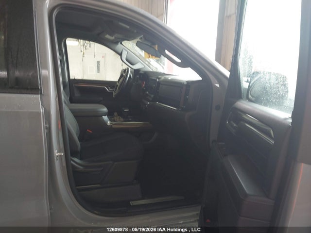 Продаж на аукціоні авто 2024 Chevrolet Silverado K1500 Lt Trail Boss, vin: 3GCUDFE81RG420477, номер лоту: 12609878