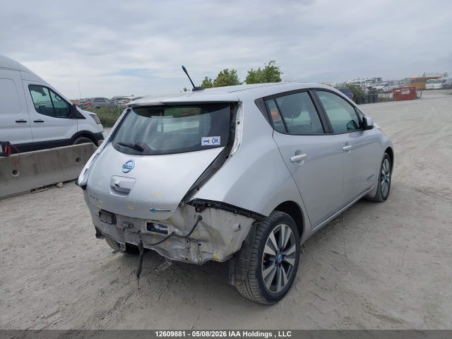 1N4AZ0CP1EC332561 Nissan Leaf Sl
