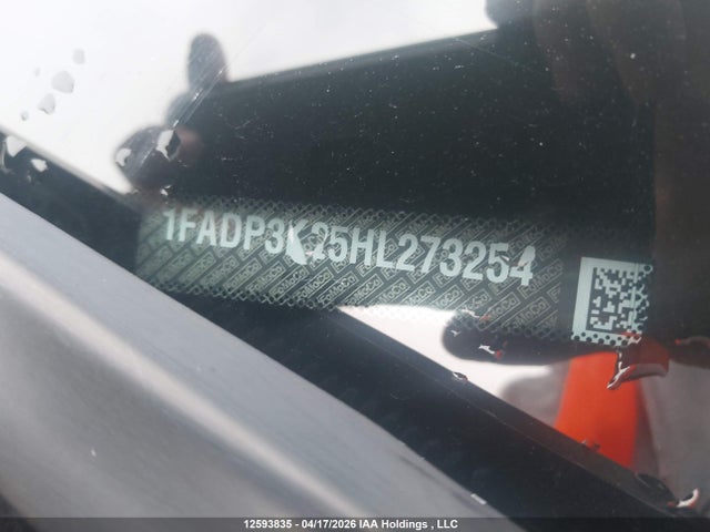 1FADP3K25HL273254 Ford FOCUS SE