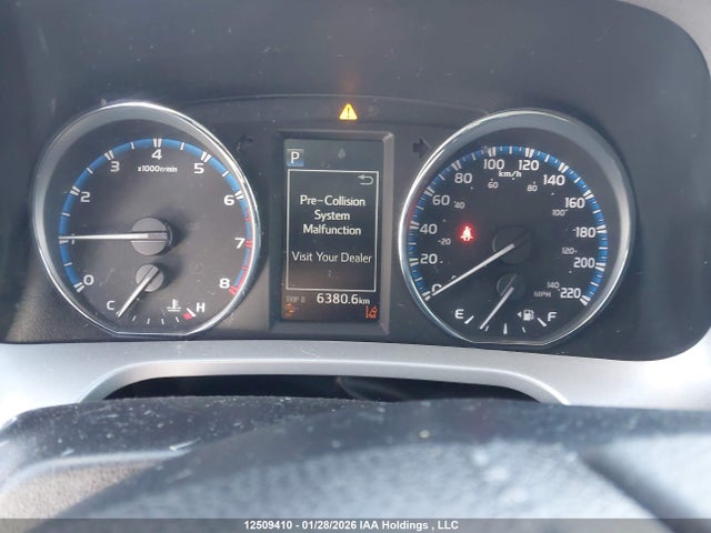 12509410 :رقم المزاد ، 2T3BFREV1JW719934 vin ، 2018 Toyota Rav4 Le مزاد بيع