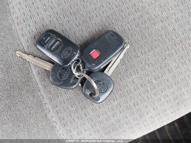 12598716 :رقم المزاد ، 2T1BR32E56C648425 vin ، 2006 Toyota Corolla Ce/le/sport مزاد بيع