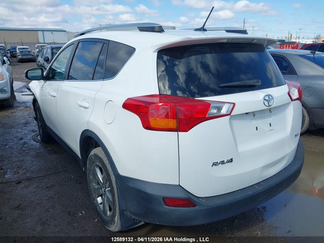 2T3WFREV1FW143254 Toyota Rav4 Xle
