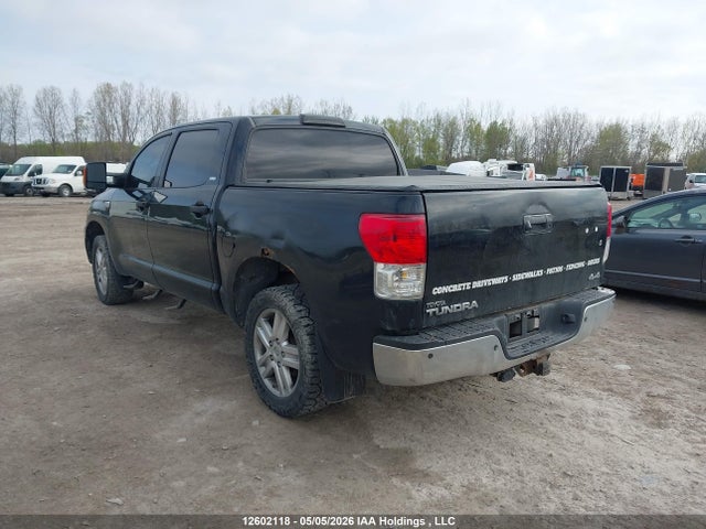 12602118 :رقم المزاد ، 5TFDY5F18AX119141 vin ، 2010 Toyota Tundra Sr5 5.7l V8 مزاد بيع