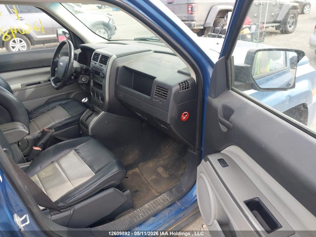 12609892 :رقم المزاد ، 1J8FF48W77D383617 vin ، 2007 Jeep Patriot Limited مزاد بيع