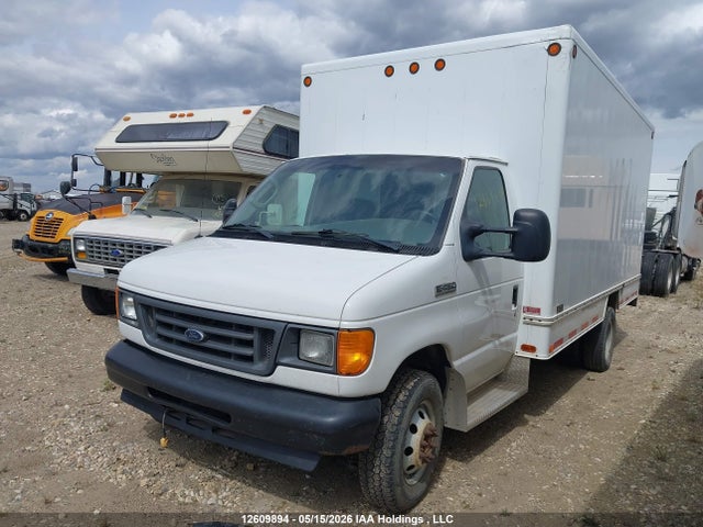 Продажа на аукционе авто 2006 Ford Econoline E450 Super Duty Cutwy Van, vin: 1FDXE45P06HB18701, номер лота: 12609894
