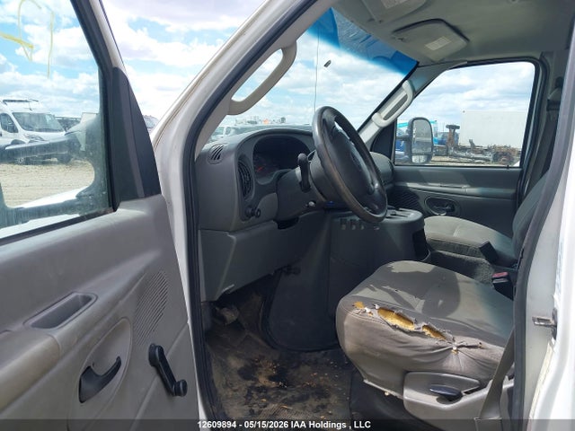 Продажа на аукционе авто 2006 Ford Econoline E450 Super Duty Cutwy Van, vin: 1FDXE45P06HB18701, номер лота: 12609894