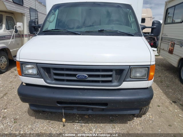 Продажа на аукционе авто 2006 Ford Econoline E450 Super Duty Cutwy Van, vin: 1FDXE45P06HB18701, номер лота: 12609894