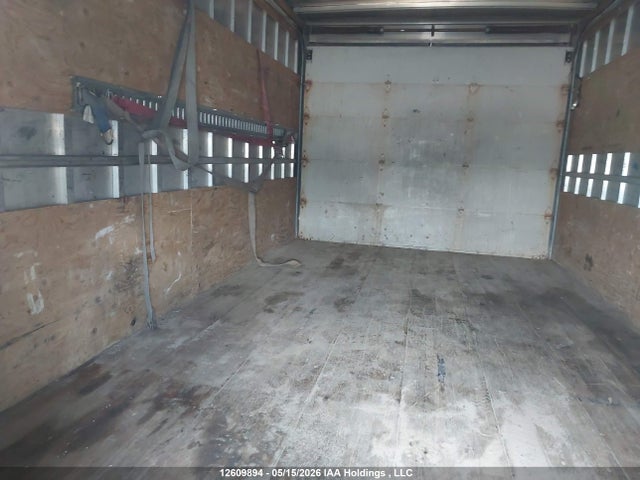 Продажа на аукционе авто 2006 Ford Econoline E450 Super Duty Cutwy Van, vin: 1FDXE45P06HB18701, номер лота: 12609894