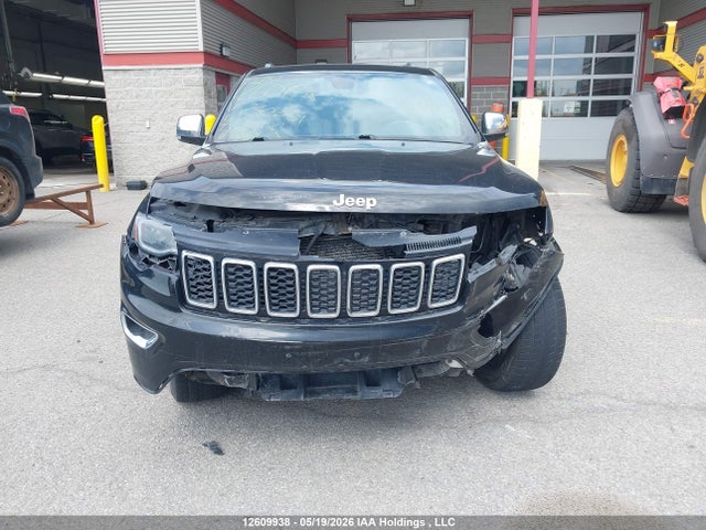1C4RJFBGXJC240061 Jeep Grand Cherokee