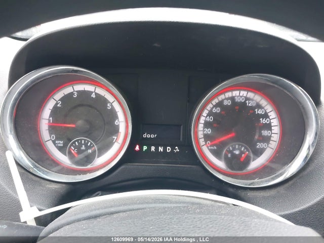 12609969 :رقم المزاد ، 2D4RN4DG0BR762747 vin ، 2011 Dodge Grand Caravan مزاد بيع