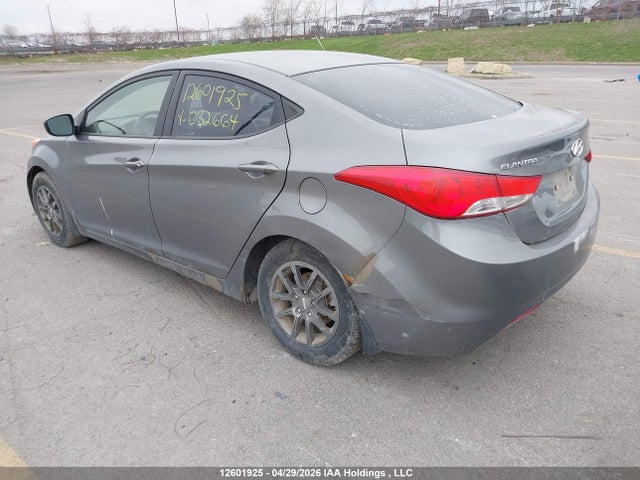 2011 Hyundai Elantra Gl მანქანა იყიდება აუქციონზე, vin: 5NPDH4AE8BH032664, აუქციონის ნომერი: 12601925