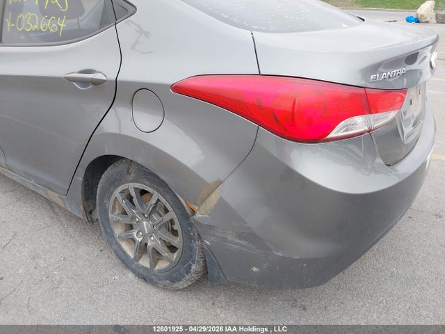 2011 Hyundai Elantra Gl მანქანა იყიდება აუქციონზე, vin: 5NPDH4AE8BH032664, აუქციონის ნომერი: 12601925