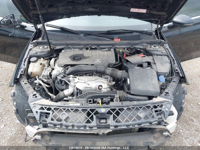 W1K3G4FB0NJ354214 Mercedes-Benz A 220 4matic
