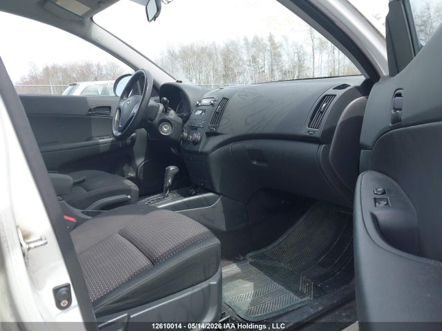 Продажа на аукционе авто 2012 Hyundai Elantra Touring Gl/gls/gls Sport/l, vin: KMHDB8AE3CU132635, номер лота: 12610014