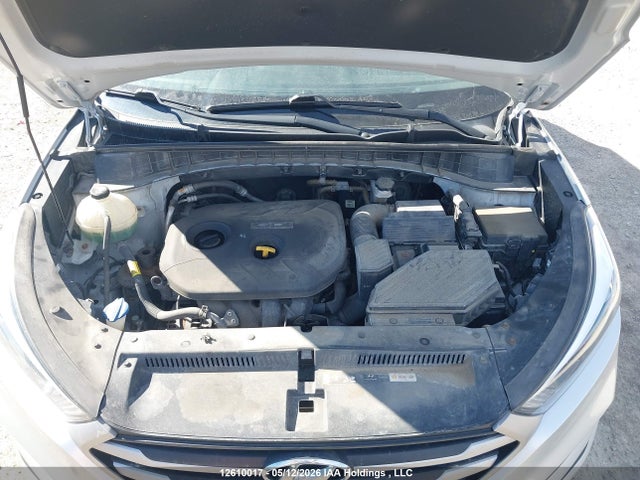KM8J33A48JU836496 Hyundai Tucson Se 2.0l