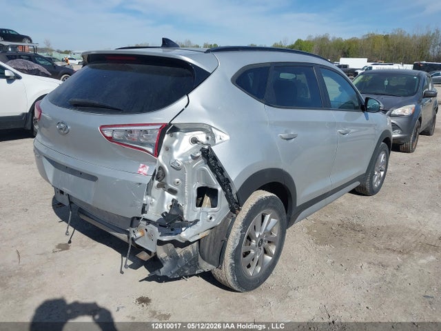 KM8J33A48JU836496 Hyundai Tucson Se 2.0l