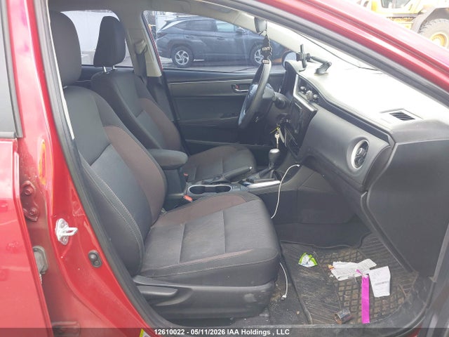 12610022 :رقم المزاد ، 2T1BURHE3JC978243 vin ، 2018 Toyota Corolla Le مزاد بيع
