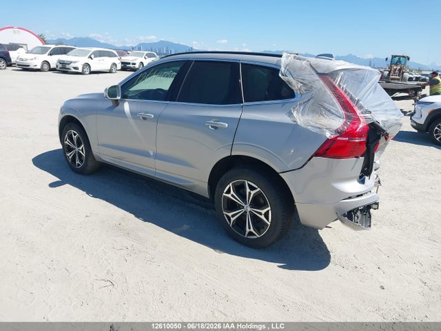 LYVL12RK6NB899189 Volvo Xc60 B5 Momentum