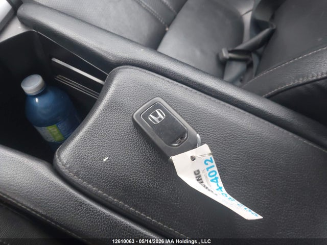 2016 Honda Civic Touring მანქანა იყიდება აუქციონზე, vin: 2HGFC1F97GH111133, აუქციონის ნომერი: 12610063