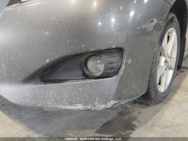 12606528 :رقم المزاد ، 2T1KU4EE4CC859501 vin ، 2012 Toyota Matrix مزاد بيع