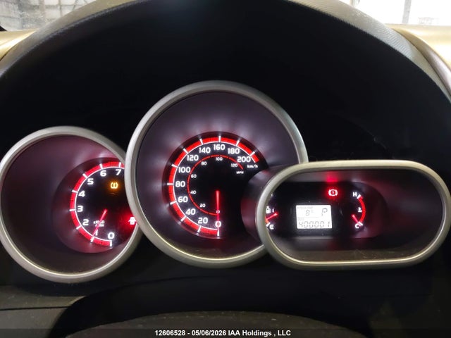 12606528 :رقم المزاد ، 2T1KU4EE4CC859501 vin ، 2012 Toyota Matrix مزاد بيع