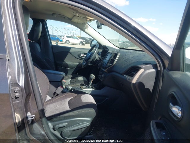1C4PJMAB1GW378550 Jeep Cherokee Sport