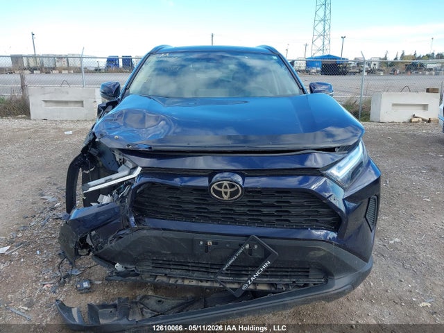 2T3R1RFV5NW289889 Toyota Rav4 Xle