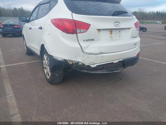 2013 Hyundai Tucson Gl მანქანა იყიდება აუქციონზე, vin: KM8JTCAC0DU702383, აუქციონის ნომერი: 12610069