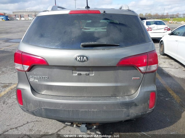5XYKT3A62FG612546 KIA SORENTO LX