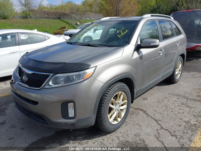 5XYKT3A62FG612546 KIA SORENTO LX