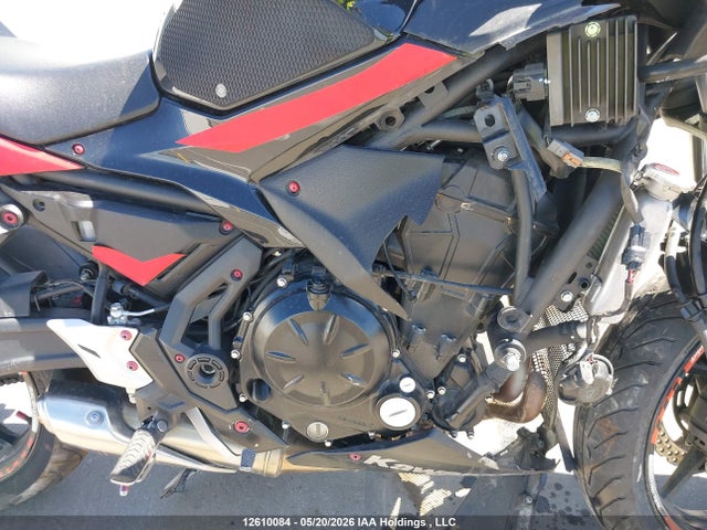 Kawasaki Ex650 F 2017 JKAEXEK12HDA06288 Image 8