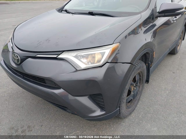 2017 Toyota Rav4 Le მანქანა იყიდება აუქციონზე, vin: 2T3BFREV1HW653492, აუქციონის ნომერი: 12610093