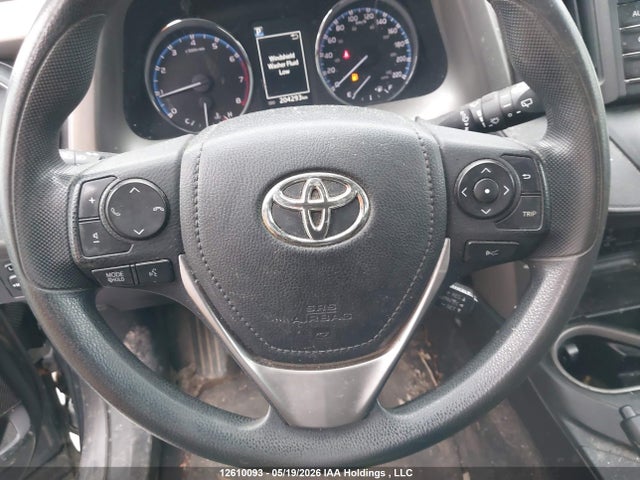 2017 Toyota Rav4 Le მანქანა იყიდება აუქციონზე, vin: 2T3BFREV1HW653492, აუქციონის ნომერი: 12610093
